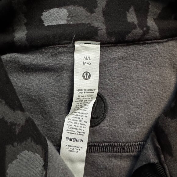 NWT lululemon Scuba Oversized Funnel-Neck Half Zip in Spray Leopard - Size M/L - Picture 6 of 10